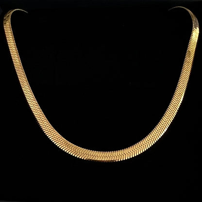 Beautiful snake necklace